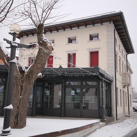 La Locanda Alla Stazione Ponte nellʼAlpi المظهر الخارجي الصورة